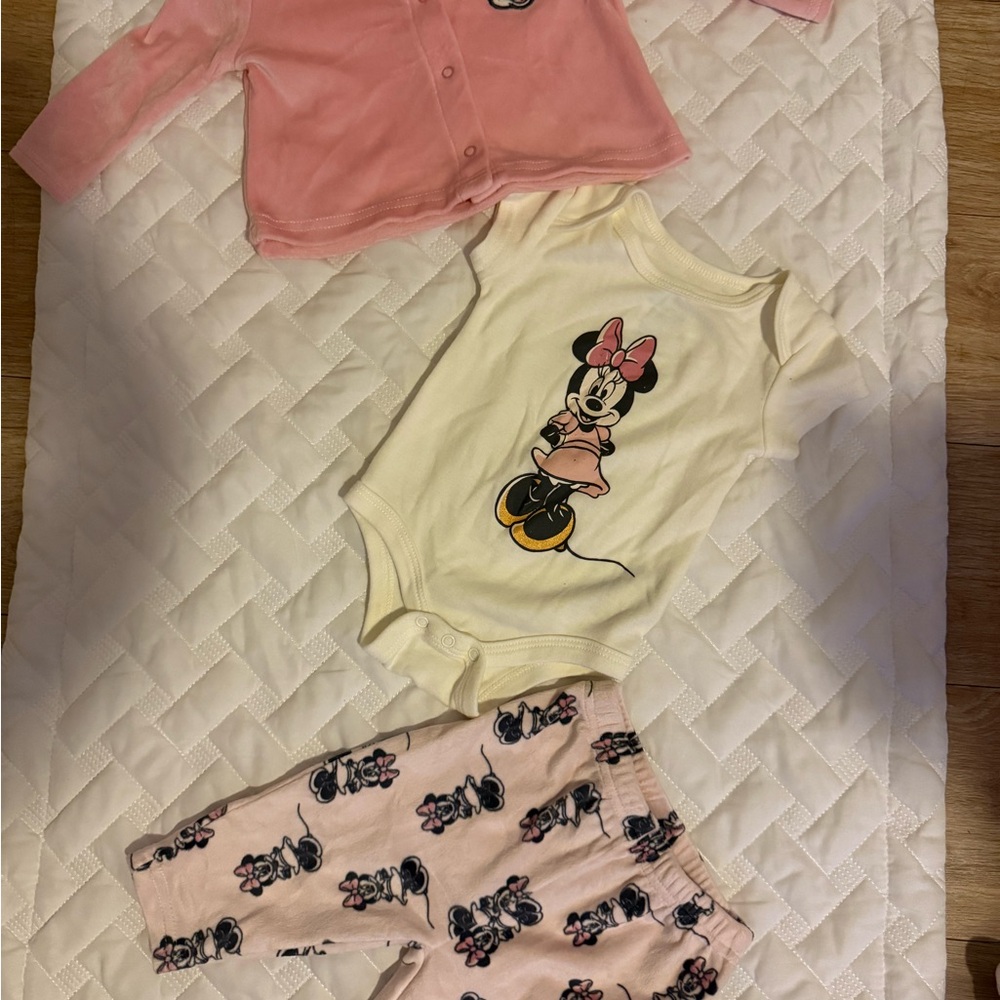 Disney Minnie Mouse Pink and Cream Baby Clothing Set